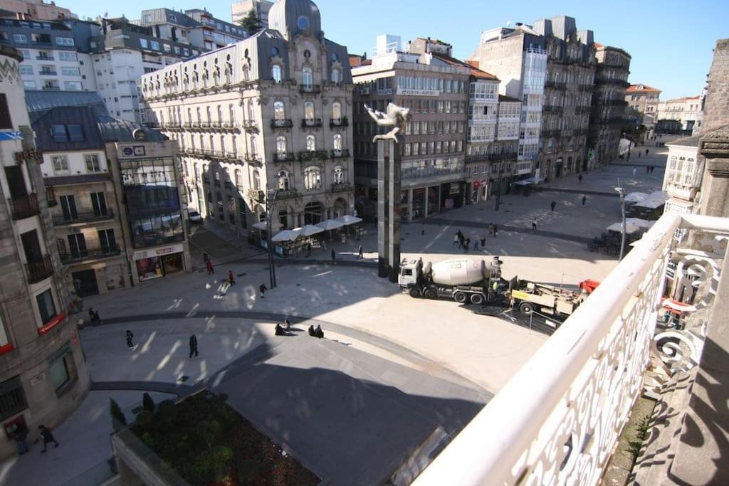 En Un Edificio Senorial: Duplex Totalmente Nuevo. Lägenhet Vigo Exteriör bild